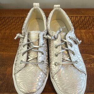 Sperry pier wave LTT metallic animal size 9 NWOB